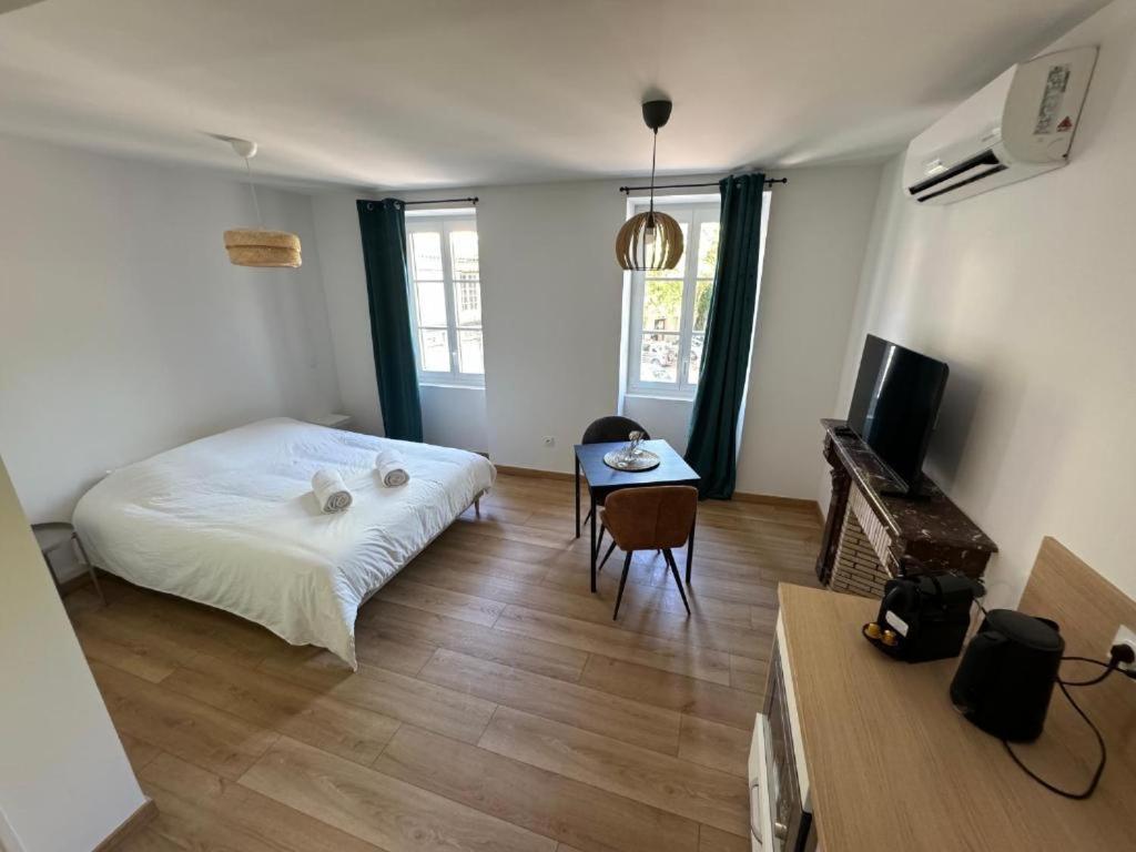 Comme A La Maison Крест Экстерьер фото